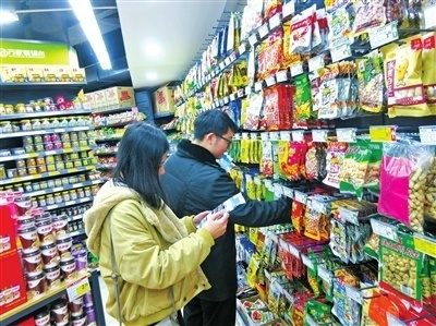 云城區(qū)開展春節(jié)前應(yīng)節(jié)食品專項抽檢 筑牢食品安全防線